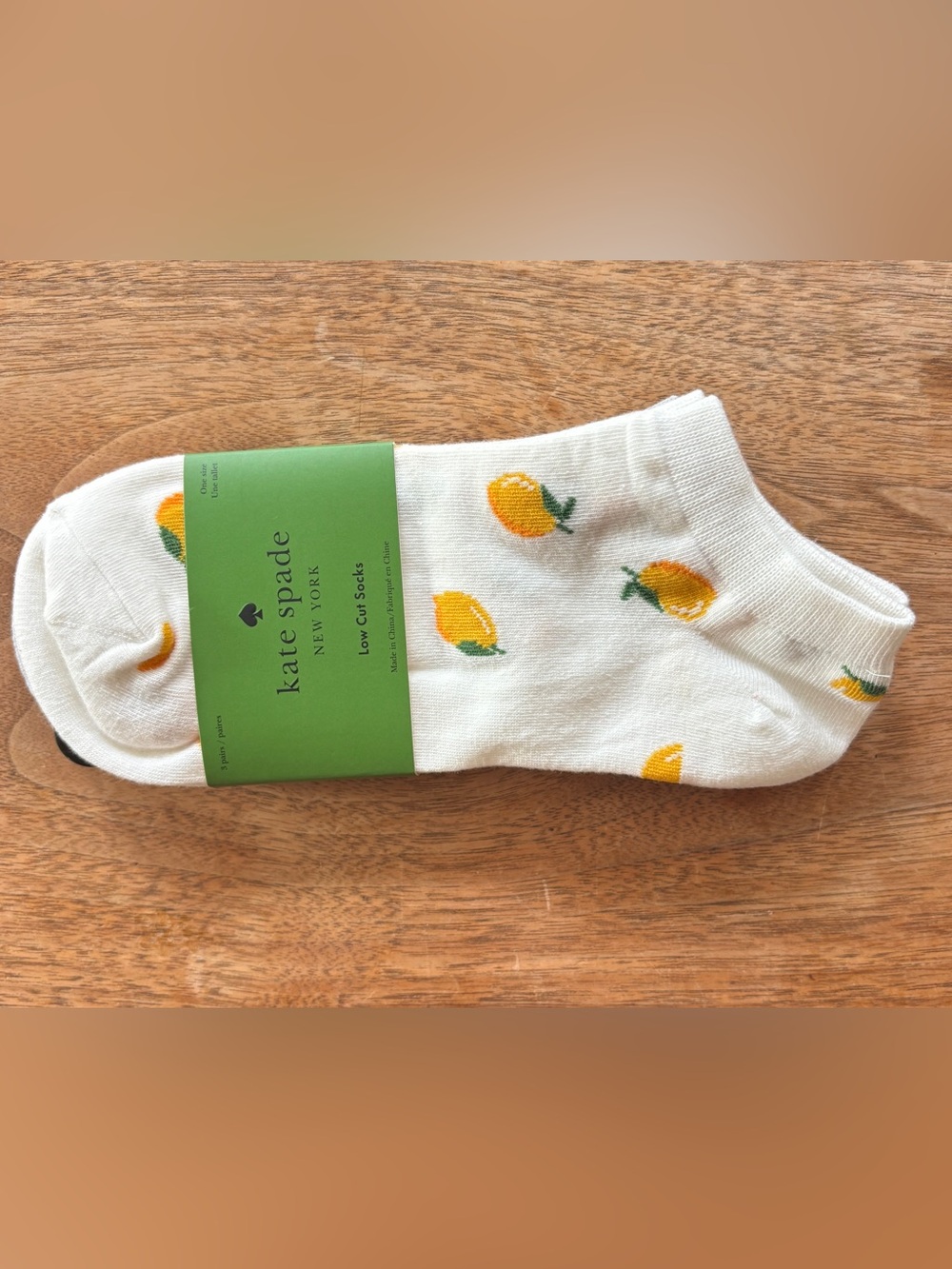 KATE SPADE Head Over Heels Low Cut Socks Set of 3 Lemon, White, Grey